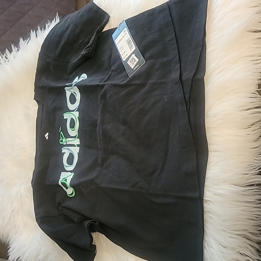 NWT ADDIAS Cross Over Tee
